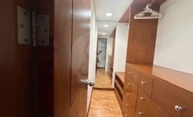 Casa en condominio en venta en Lomas de Bezares