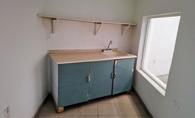 RENTA LOCA AV. DIVISIÓN DEL NORTE ESQ. AV PACÍFICO, 4 LUGARES ESTACIONAMIENTO