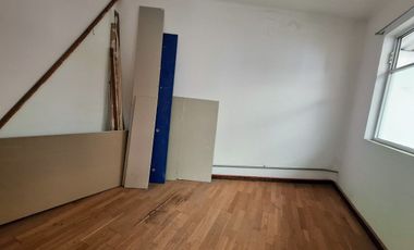 RENTA LOCA AV. DIVISIÓN DEL NORTE ESQ. AV PACÍFICO, 4 LUGARES ESTACIONAMIENTO