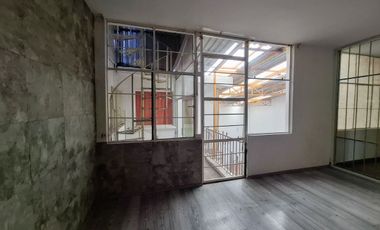 RENTA LOCA AV. DIVISIÓN DEL NORTE ESQ. AV PACÍFICO, 4 LUGARES ESTACIONAMIENTO