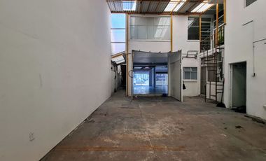 RENTA LOCA AV. DIVISIÓN DEL NORTE ESQ. AV PACÍFICO, 4 LUGARES ESTACIONAMIENTO