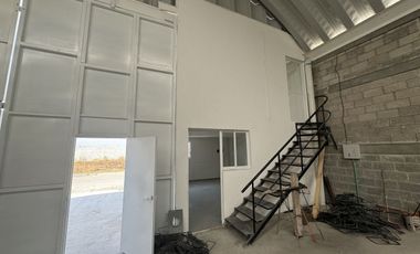 BODEGAS ARCOTECHO Libram Sur Pon junto a Balvanera