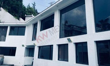 Se vende  casa en cerrada en Bosques de la Herradura