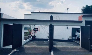 Se vende  casa en cerrada en Bosques de la Herradura