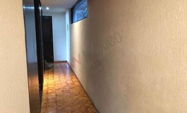 Se vende  casa en cerrada en Bosques de la Herradura