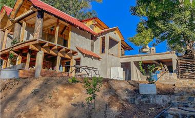 CASA EN VENTA EN ACATITLAN