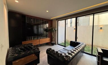 Casa amueblada o sin amueblar en Venta Fraccionamiento Aqua en Residencial Lago Esmeralda