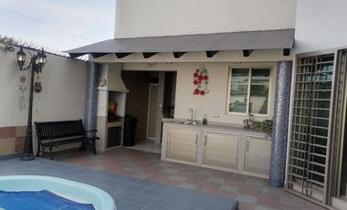 CASA EN VENTA EN COL. ANAHUAC LA ESCONDIDA EN SAN NICOLAS DE LOS GARZA, N.L.