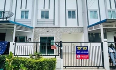 FOR SELL Townhouse/Townhome  Lio NOV Wongwaen – Pinklao BTS-Phra Khanong CX-54441