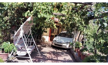 Se vende casa con excelente ubicación y conectividad en Pedro Aguirre Cerda