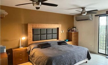 CASA EN VENTA EN COL. ALTABRISA EN APODACA NUEVO LEÓN