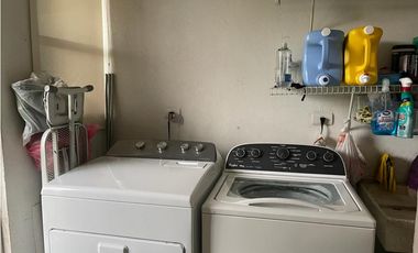 CASA EN VENTA EN COL. ALTABRISA EN APODACA NUEVO LEÓN