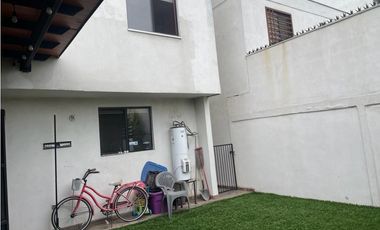 CASA EN VENTA EN COL. ALTABRISA EN APODACA NUEVO LEÓN