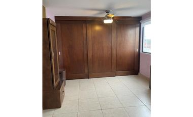 CASA EN VENTA EN COL. ALTABRISA EN APODACA NUEVO LEÓN