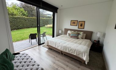 VENDO MODERNA CASA EN LA CALERA DE UN PISO