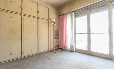 VENTA  4 AMB.  DOBLE BALCÓN - DEPENDENCIA - VILLA CRESPO. CONSULTAR