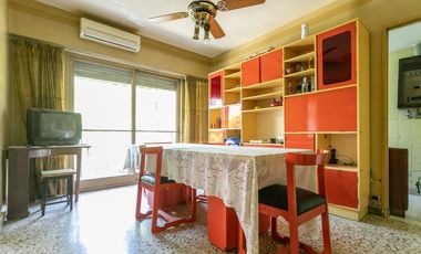 VENTA  4 AMB.  DOBLE BALCÓN - DEPENDENCIA - VILLA CRESPO. CONSULTAR