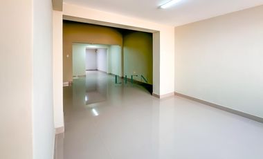 Casa Comercial en alquiler en zona de alto tránsito