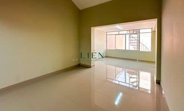 Casa Comercial en alquiler en zona de alto tránsito