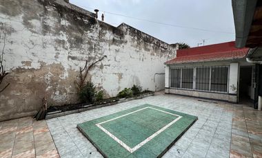 Casa de tres ambientes en lote propio en Alquiler en Remedios de Escalada