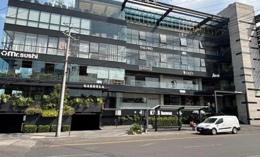 Local en Renta en Bosques de las Lomas Plaza Ikon (m2lc1026)