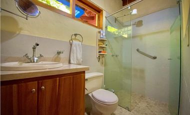 Venta Casa Campestre El Retiro Comercio y Servicios