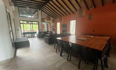 VENTA, CASA, VILLAROBLES, BARRIO BRINZALES, LOTE 186, 7 AMBIENTES