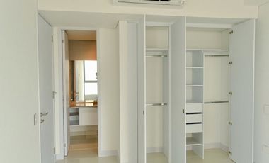 ARRIENDO APARTAMENTO AMOBLADO FRENTE AL MAR EN SANTA MARTA