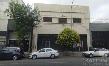 Galpón en  Alta Córdoba frente estación de tren