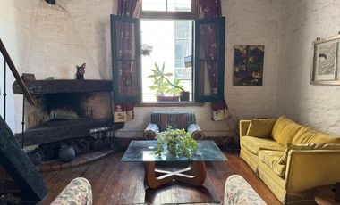 San Telmo venta  Pasaje Santamaria propiedad historica de 5 Ambientes con Entrada  de Estilo.