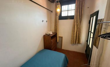 San Telmo venta  Pasaje Santamaria propiedad historica de 5 Ambientes con Entrada  de Estilo.