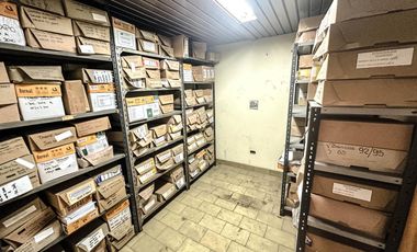 VENTA GALPÓN OFICINAS COCINA BAÑOS PIÑEYRO AVELLANEDA