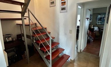 Impecable casa de 6 ambientes con jardín en Florida