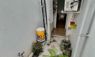 Impecable casa de 6 ambientes con jardín en Florida