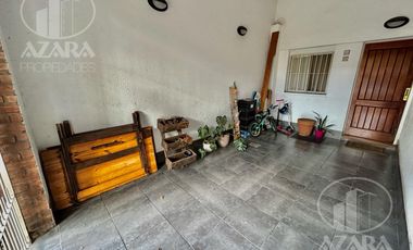 Impecable casa de 6 ambientes con jardín en Florida