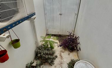 Impecable casa de 6 ambientes con jardín en Florida
