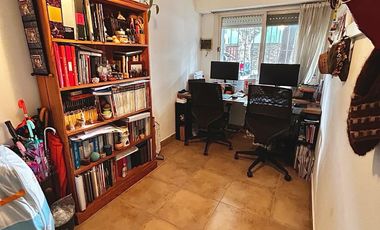 Impecable casa de 6 ambientes con jardín en Florida