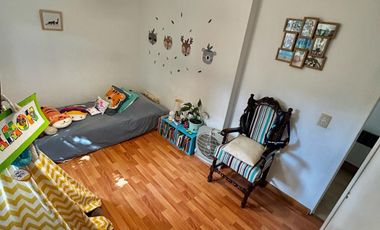 Impecable casa de 6 ambientes con jardín en Florida