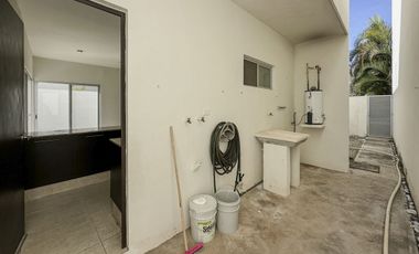 Casa en renta de 3 habitaciones en Salomea Conkal