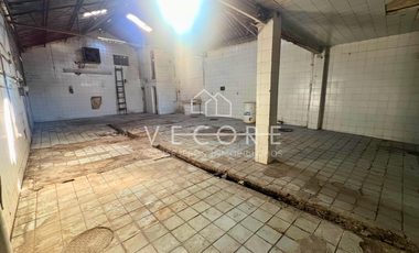 CASA CON BODEGA EN VENTA, LA PERLA, SECTOR LIBERTAD, GUADALAJARA