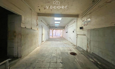 CASA CON BODEGA EN VENTA, LA PERLA, SECTOR LIBERTAD, GUADALAJARA