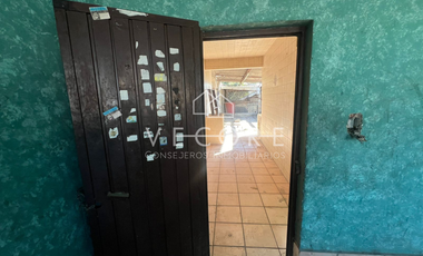 CASA CON BODEGA EN VENTA, LA PERLA, SECTOR LIBERTAD, GUADALAJARA