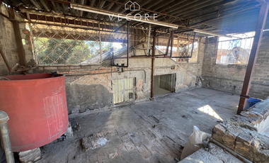 CASA CON BODEGA EN VENTA, LA PERLA, SECTOR LIBERTAD, GUADALAJARA