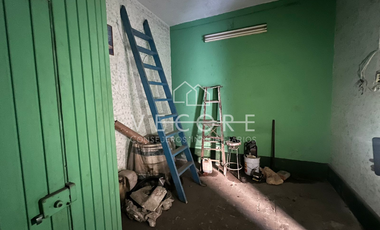 CASA CON BODEGA EN VENTA, LA PERLA, SECTOR LIBERTAD, GUADALAJARA