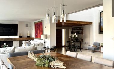 ESPECTACULAR CASA EN PRIVADA CON SEGURIDAD