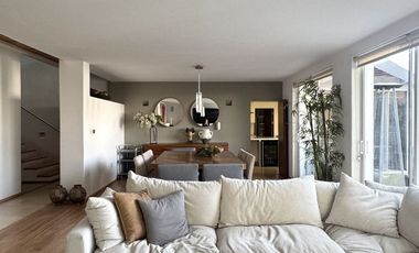 ESPECTACULAR CASA EN PRIVADA CON SEGURIDAD