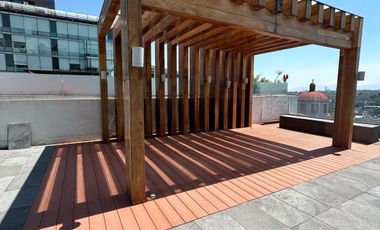 Penthouse en Renta en Palmas Park