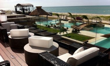 Casa en venta en el Carmen Country Club, 3-Rec. con alberca
