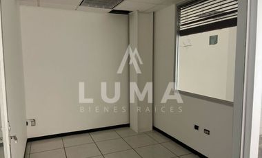 Renta de oficinas, Patio y Almacen