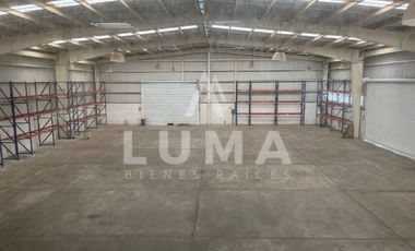 Renta de oficinas, Patio y Almacen